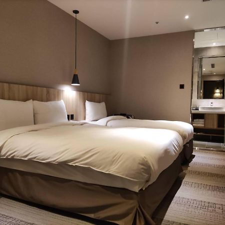 N Hotel Тайпей Екстериор снимка