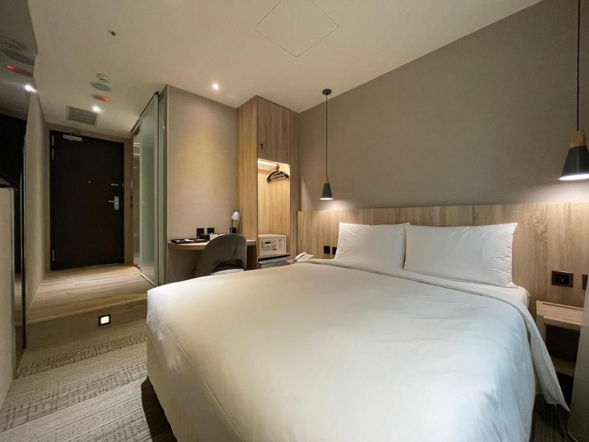 N Hotel Тайпей Екстериор снимка