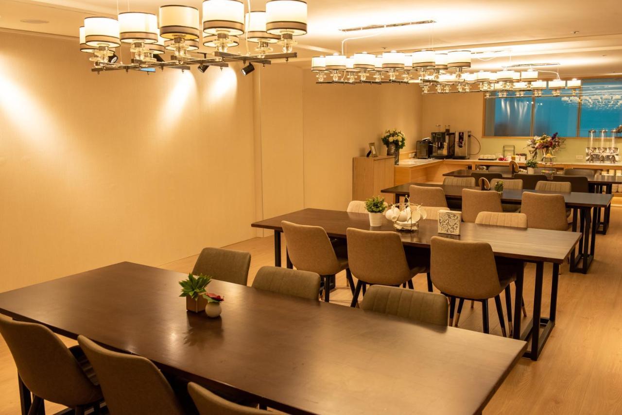 N Hotel Тайпей Екстериор снимка