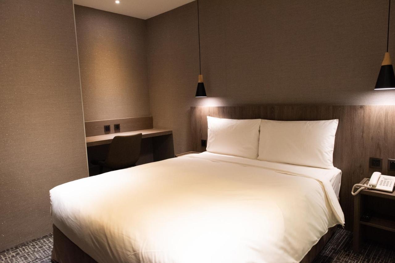N Hotel Тайпей Екстериор снимка