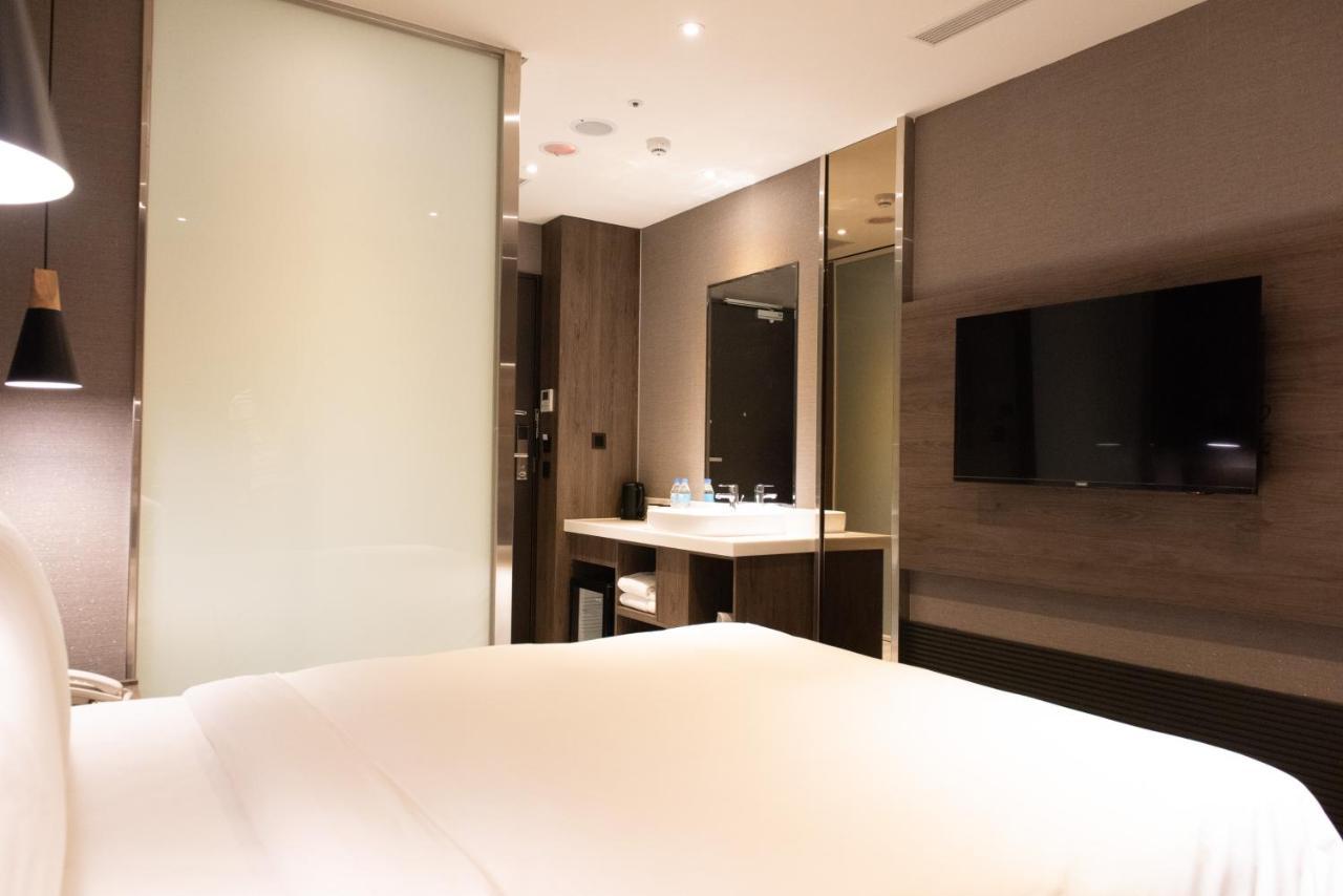N Hotel Тайпей Екстериор снимка
