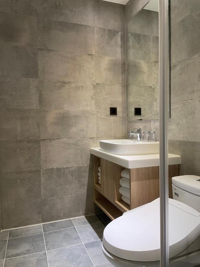 N Hotel Тайпей Екстериор снимка